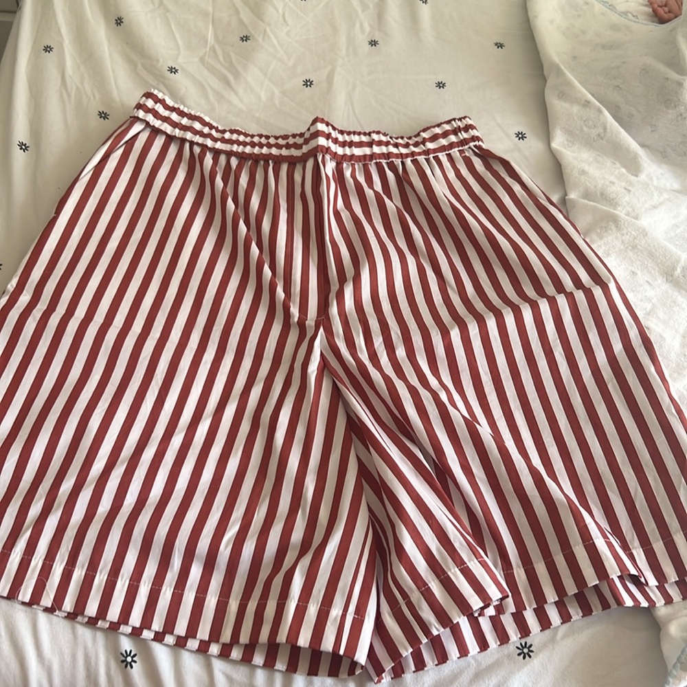 MaxMara Short Trousers- RED STRIPE ❤️